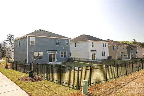 5015 Twin River Drive Denver NC 28037