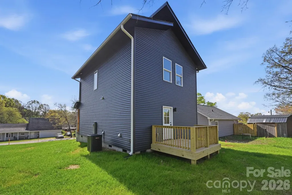 1431 Hilltop Street Albemarle NC 28001