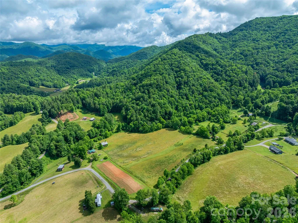 330 Tilson Branch Road Marshall NC 28753