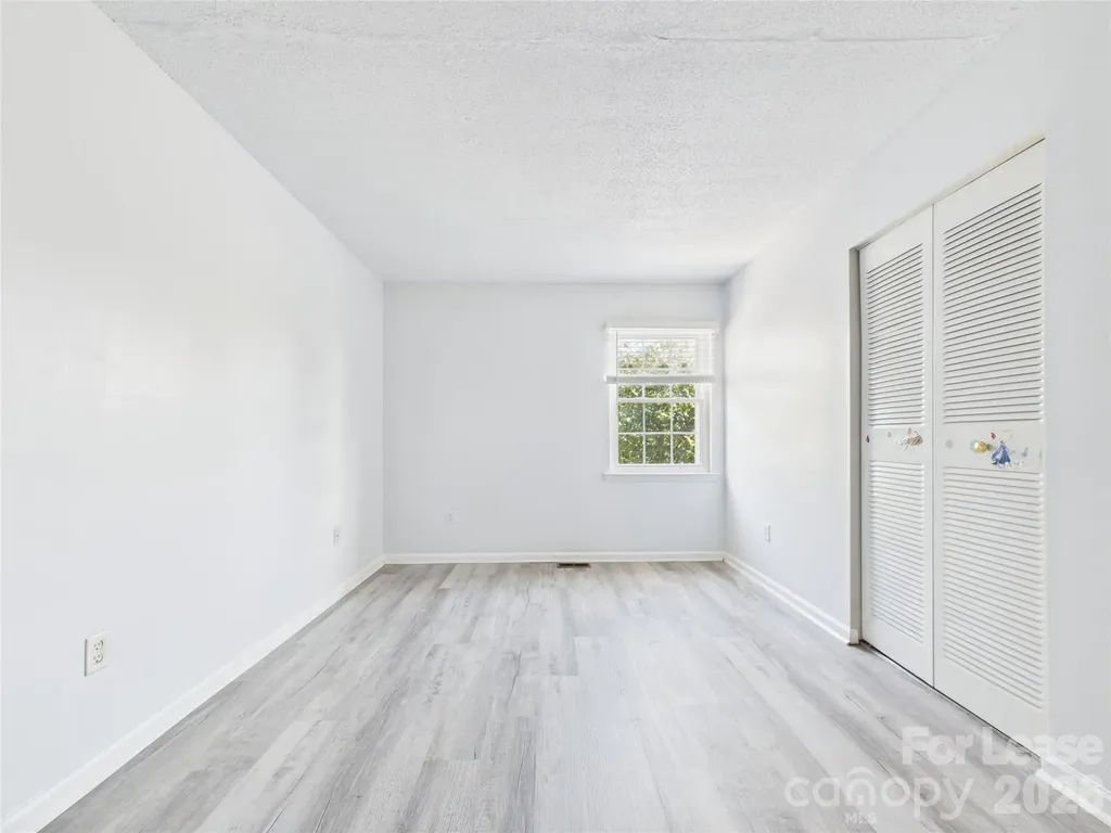 8811 Hunter Ridge Drive Charlotte NC 28226