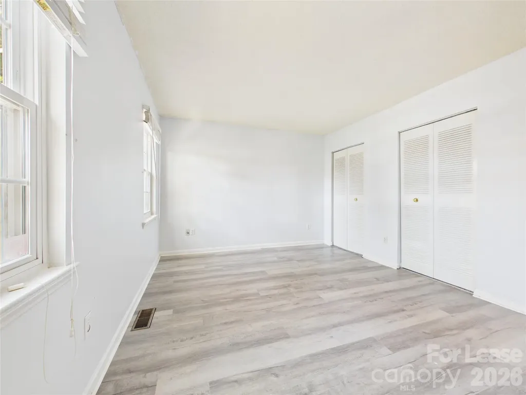 8811 Hunter Ridge Drive Charlotte NC 28226
