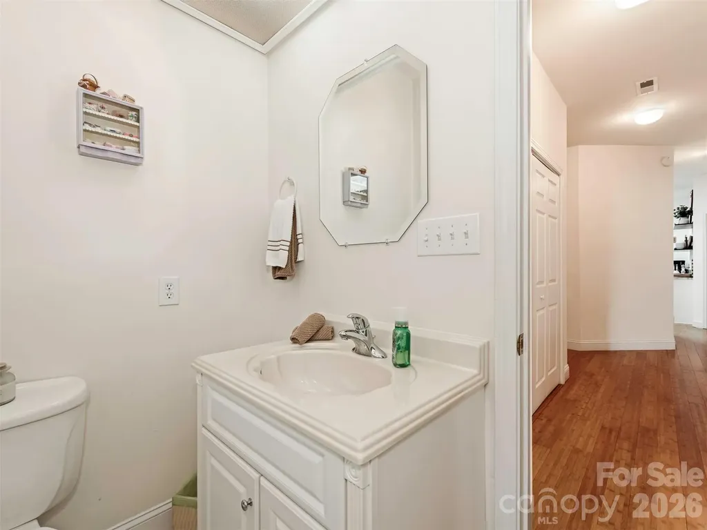 9535 Potter Road Matthews NC 28104
