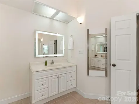 9535 Potter Road Matthews NC 28104