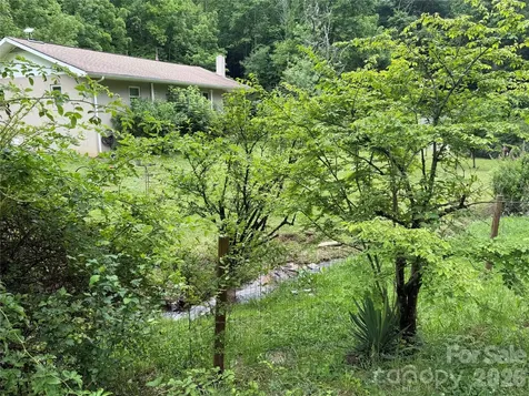450 W Piney Mountain Road Whittier NC 28789