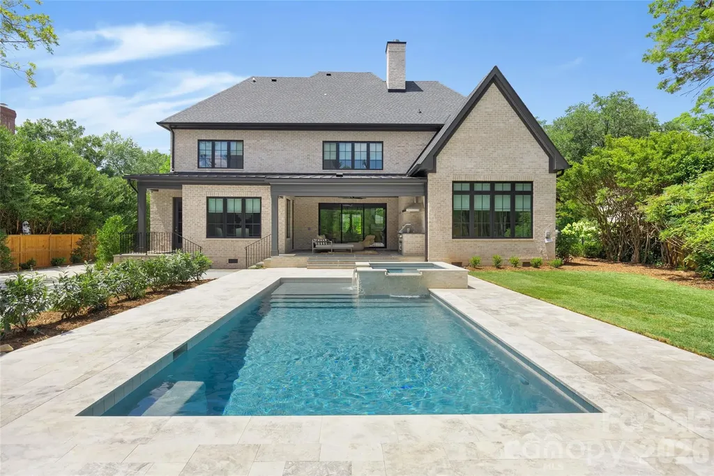 1321 Ferncliff Road Charlotte NC 28211