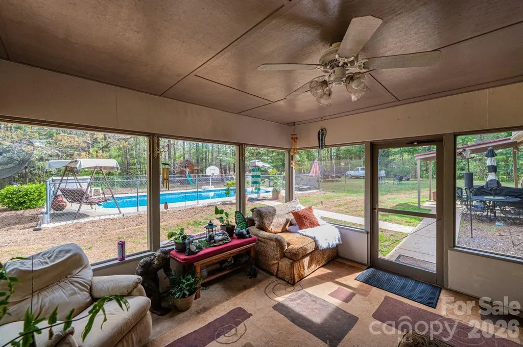 70 Sienna Drive Hickory NC 28601