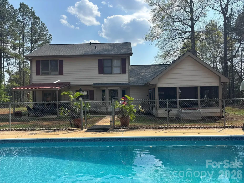 70 Sienna Drive Hickory NC 28601