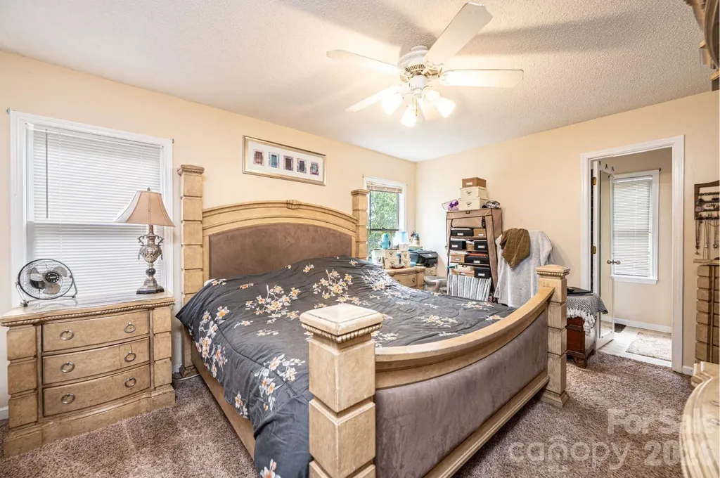 70 Sienna Drive Hickory NC 28601