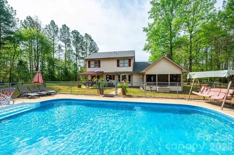 70 Sienna Drive Hickory NC 28601