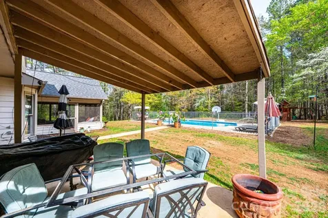 70 Sienna Drive Hickory NC 28601
