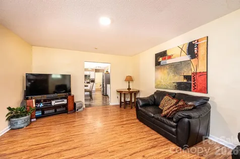 70 Sienna Drive Hickory NC 28601