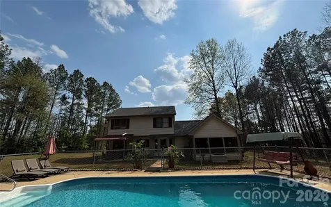 70 Sienna Drive Hickory NC 28601