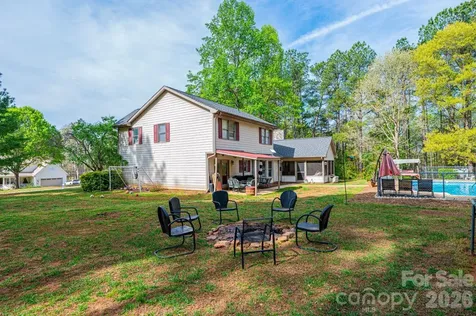 70 Sienna Drive Hickory NC 28601