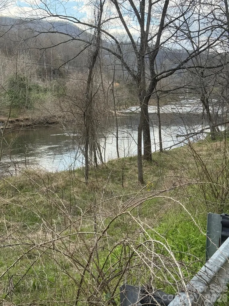 315 N River Road Sylva NC 28779