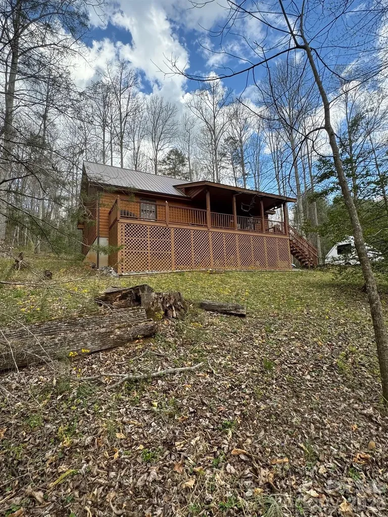 315 N River Road Sylva NC 28779