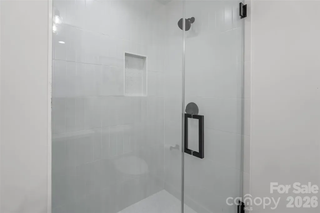 1542 Carolyn Drive Charlotte NC 28205