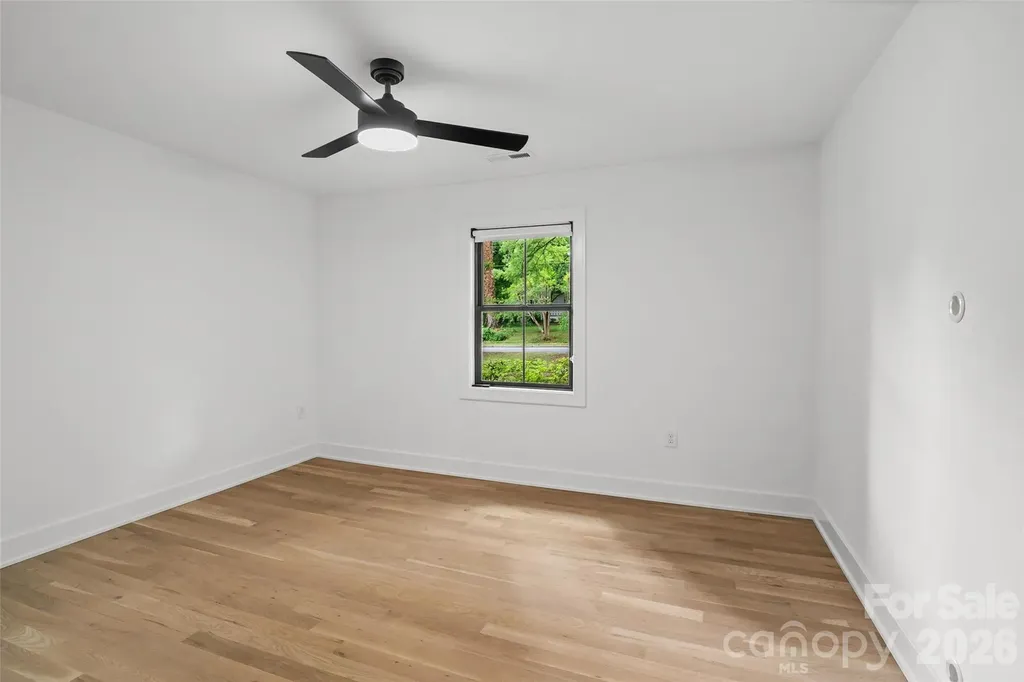 1542 Carolyn Drive Charlotte NC 28205