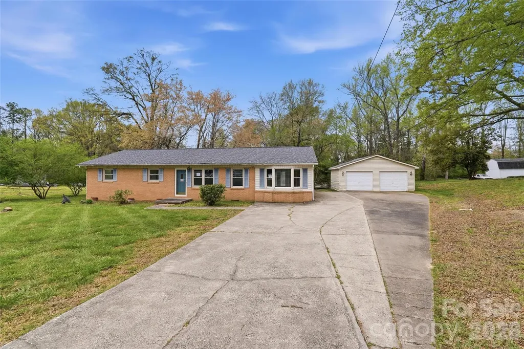 7323 Dallas Cherryville Highway Cherryville NC 28021