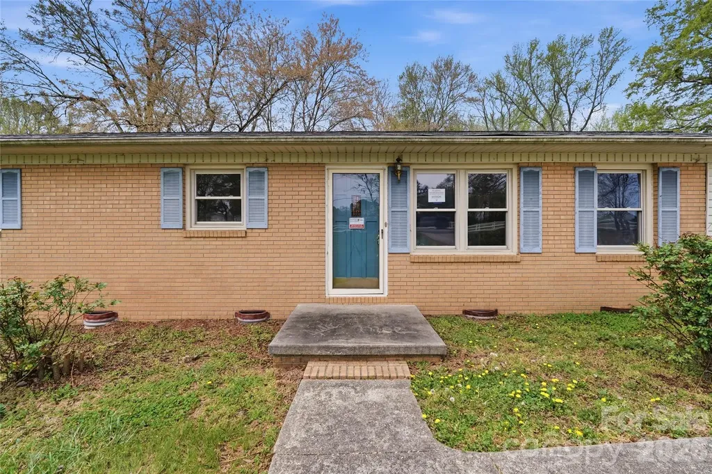 7323 Dallas Cherryville Highway Cherryville NC 28021