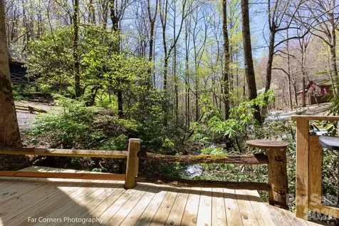 2670 Dicks Creek Road Whittier NC 28789