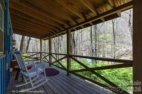 2670 Dicks Creek Road Whittier NC 28789