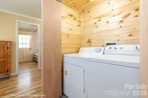 2670 Dicks Creek Road Whittier NC 28789