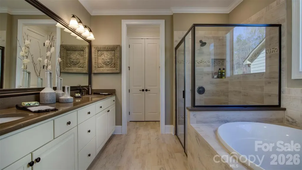 8937 Silver Springs Court Charlotte NC 28215