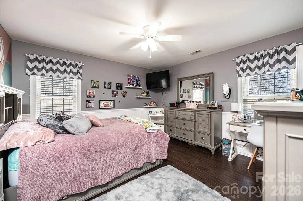 2586 Henry Falls Drive Hickory NC 28602