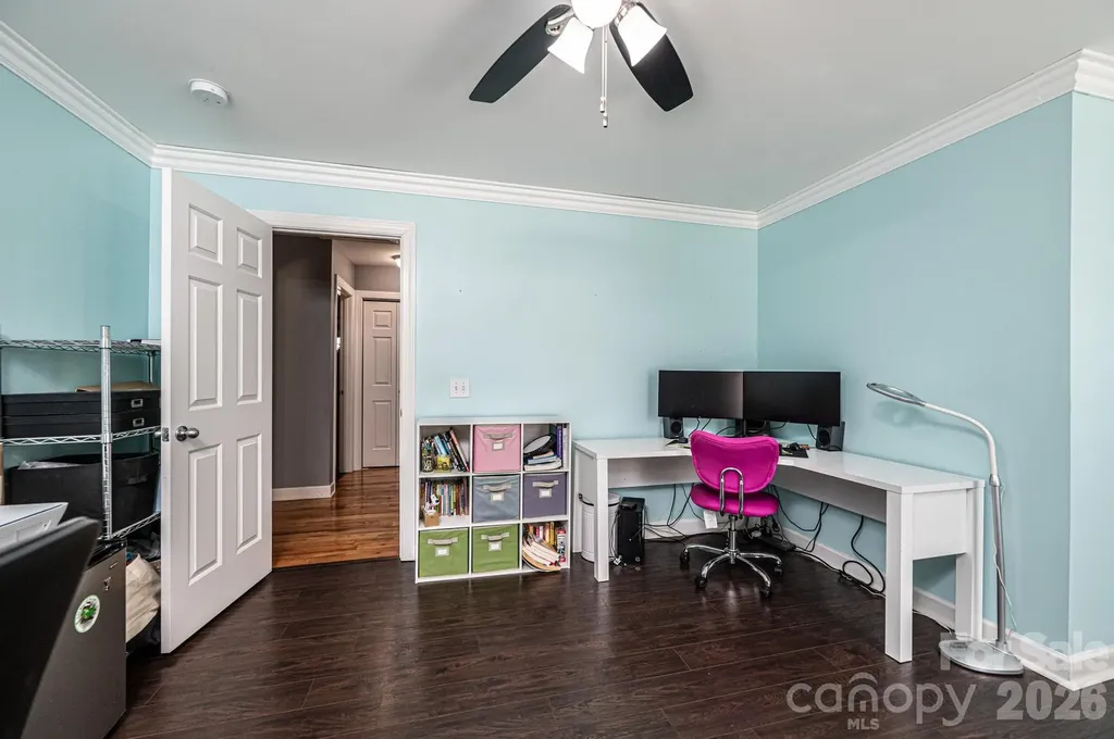 2586 Henry Falls Drive Hickory NC 28602