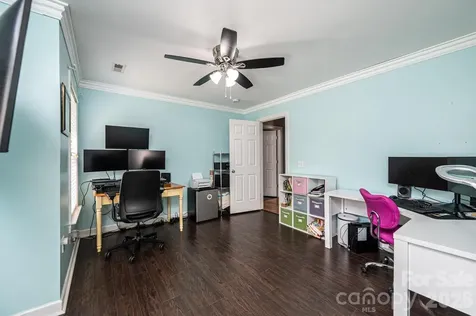 2586 Henry Falls Drive Hickory NC 28602