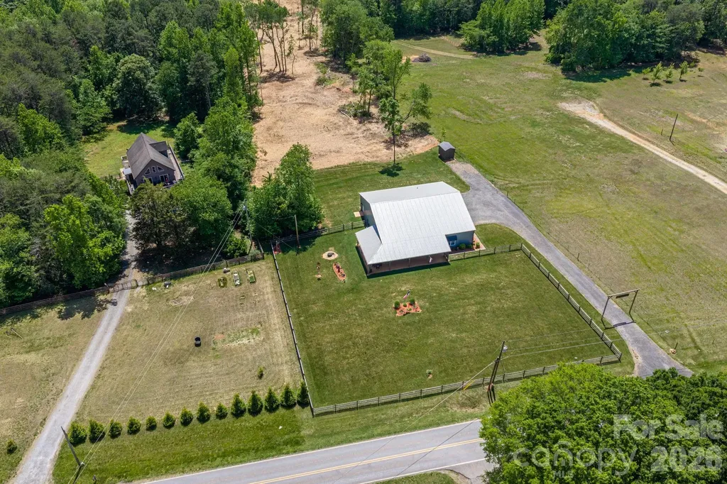 346 Car Farm Road Lincolnton NC 28092