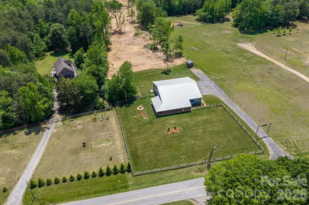 346 Car Farm Road Lincolnton NC 28092