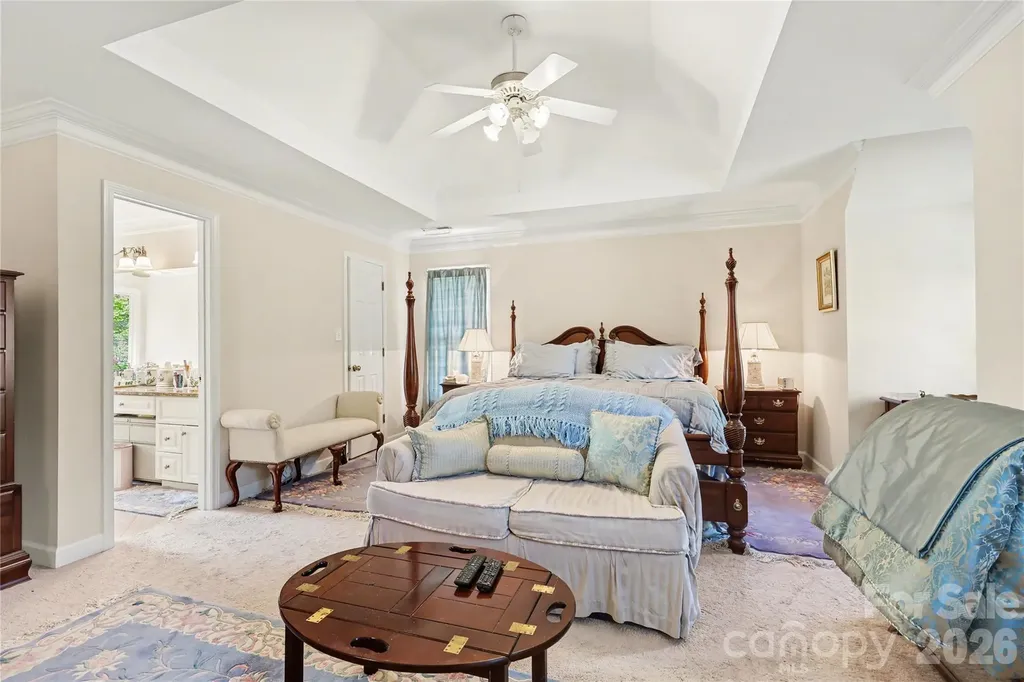 5005 Mayberry Lane Winston Salem NC 27106