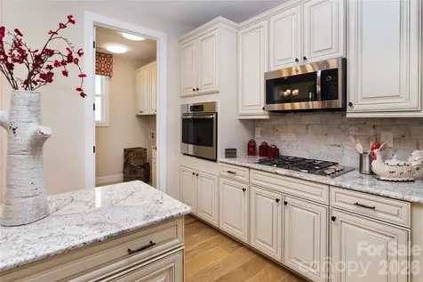 8941 Silver Springs Court Charlotte NC 28215