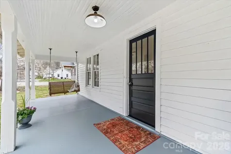 1623 Barnardsville Highway Barnardsville NC 28709
