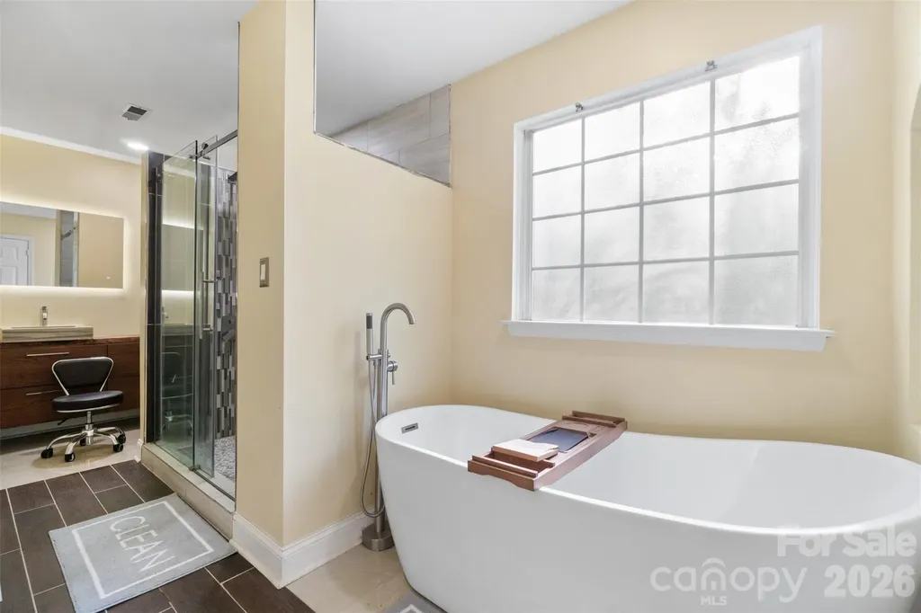 6239 Skyline Drive Charlotte NC 28269