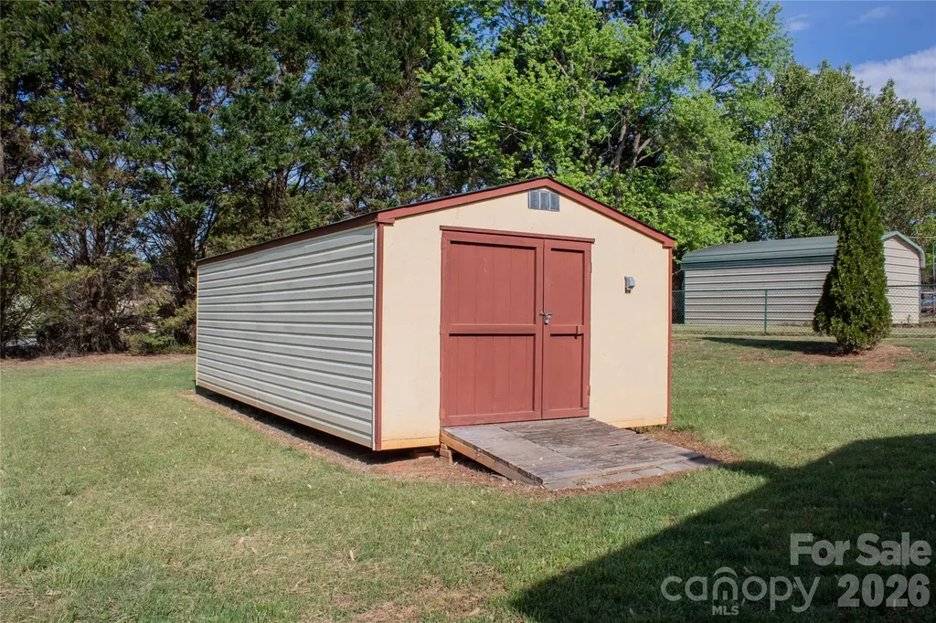 104 Buena Vista Drive Morganton NC 28655