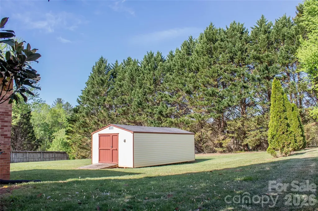104 Buena Vista Drive Morganton NC 28655