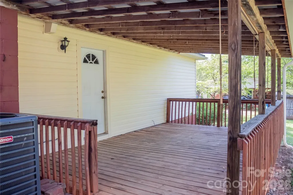 104 Buena Vista Drive Morganton NC 28655