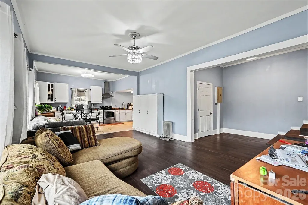 418 S Yadkin Avenue Spencer NC 28159