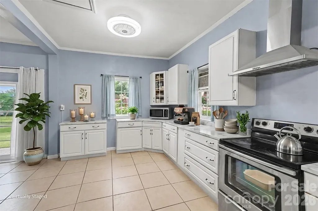 418 S Yadkin Avenue Spencer NC 28159
