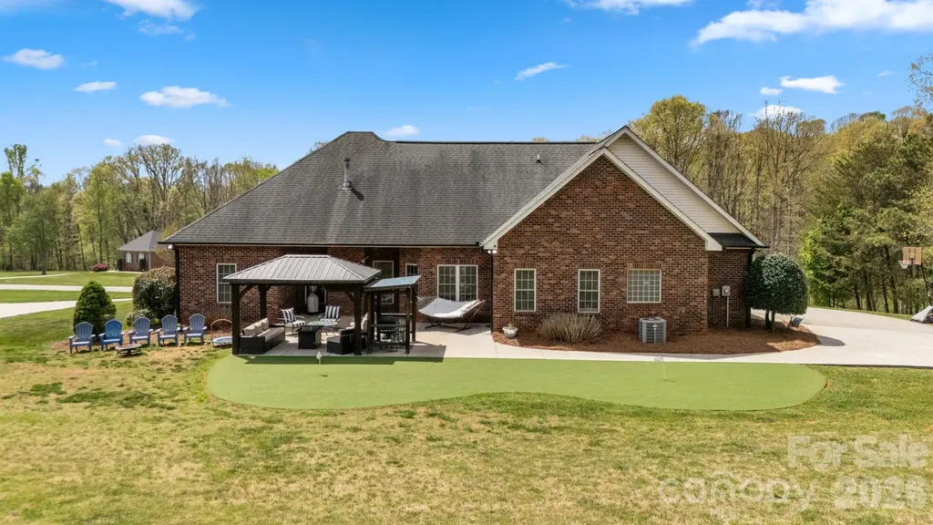 2472 Genelia Drive Claremont NC 28610
