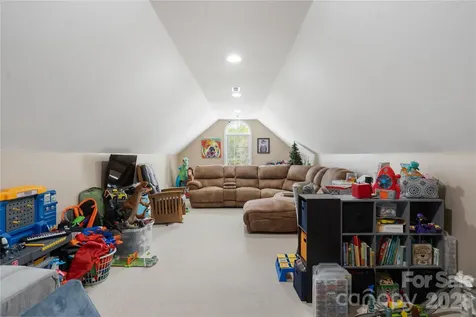 2472 Genelia Drive Claremont NC 28610