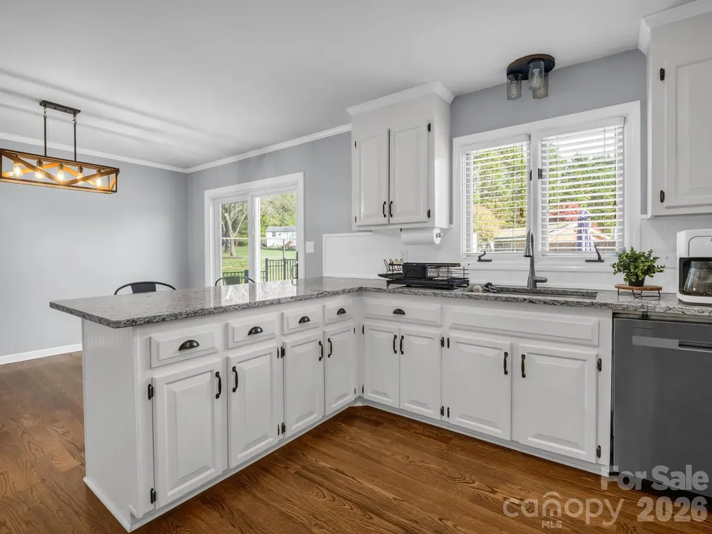 102 Knoll Court Belmont NC 28012