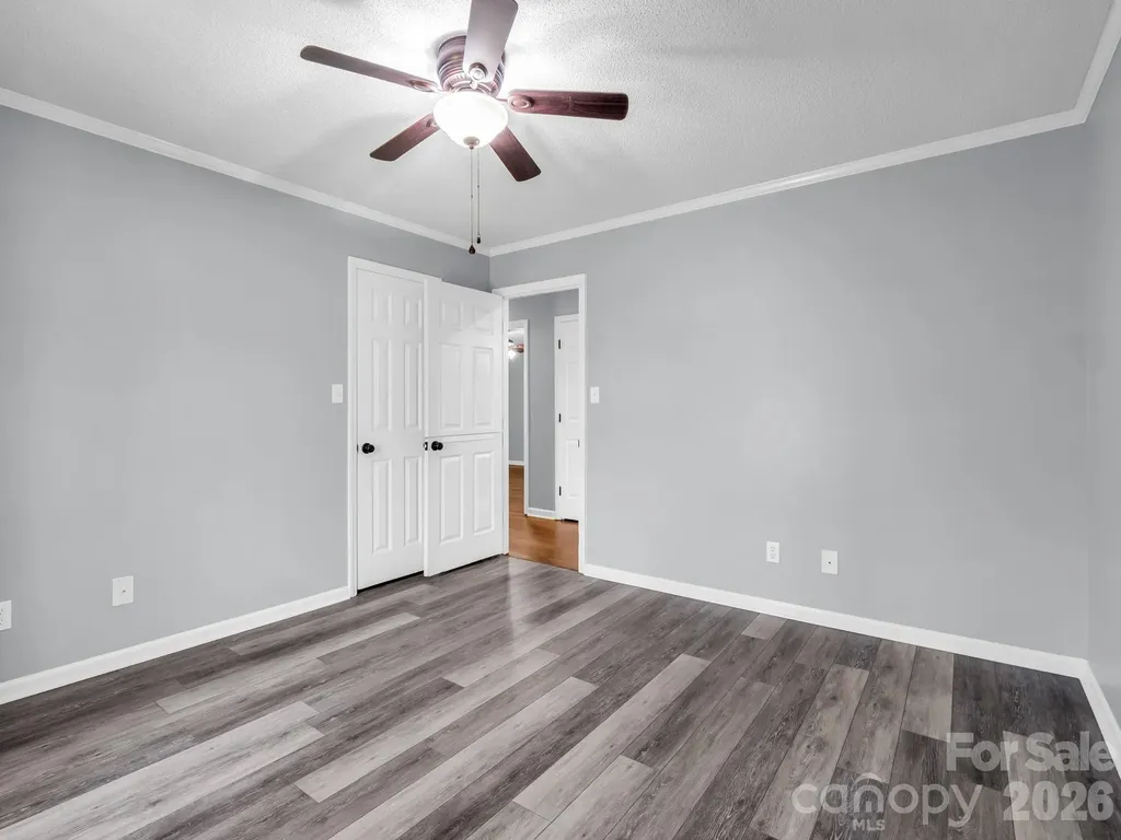 102 Knoll Court Belmont NC 28012
