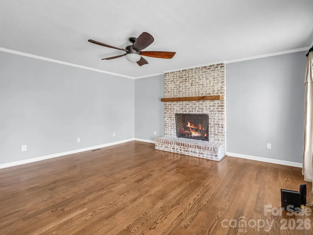 102 Knoll Court Belmont NC 28012