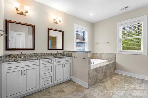 609 Welker Street Charlotte NC 28204