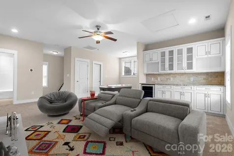 609 Welker Street Charlotte NC 28204