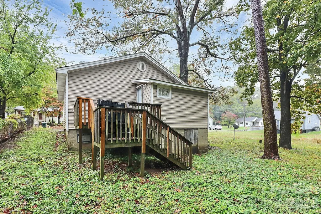 911 N Ransom Avenue Gastonia NC 28052