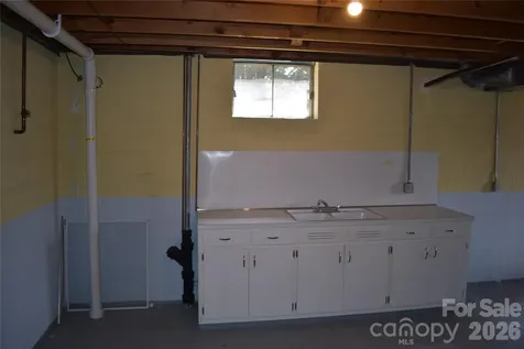 103 Regina Drive Morganton NC 28655